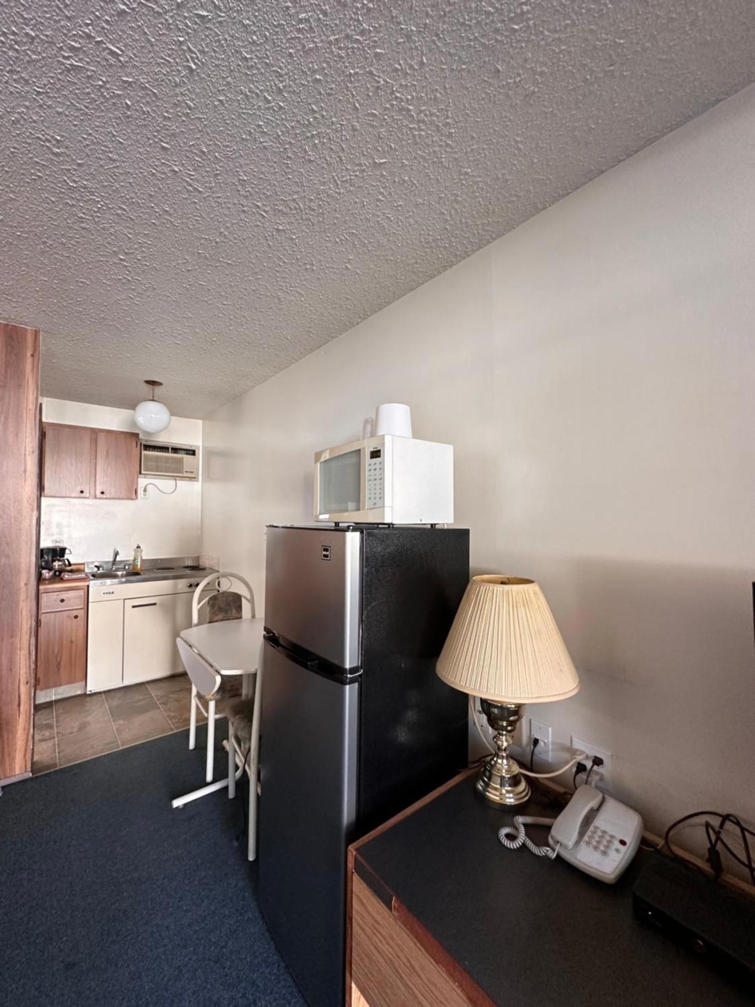 Howard Johnson By Wyndham Edson Extérieur photo