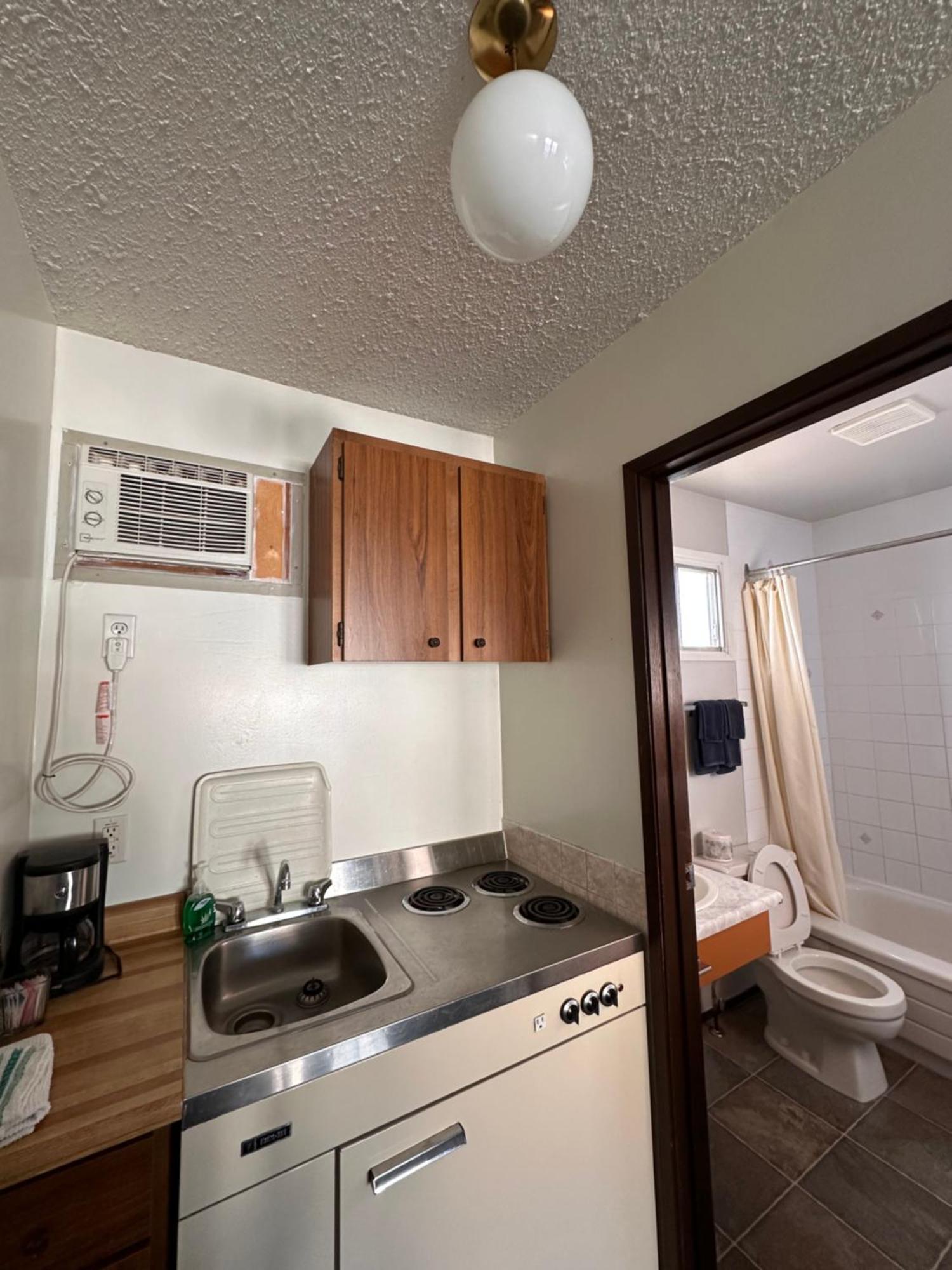 Howard Johnson By Wyndham Edson Extérieur photo